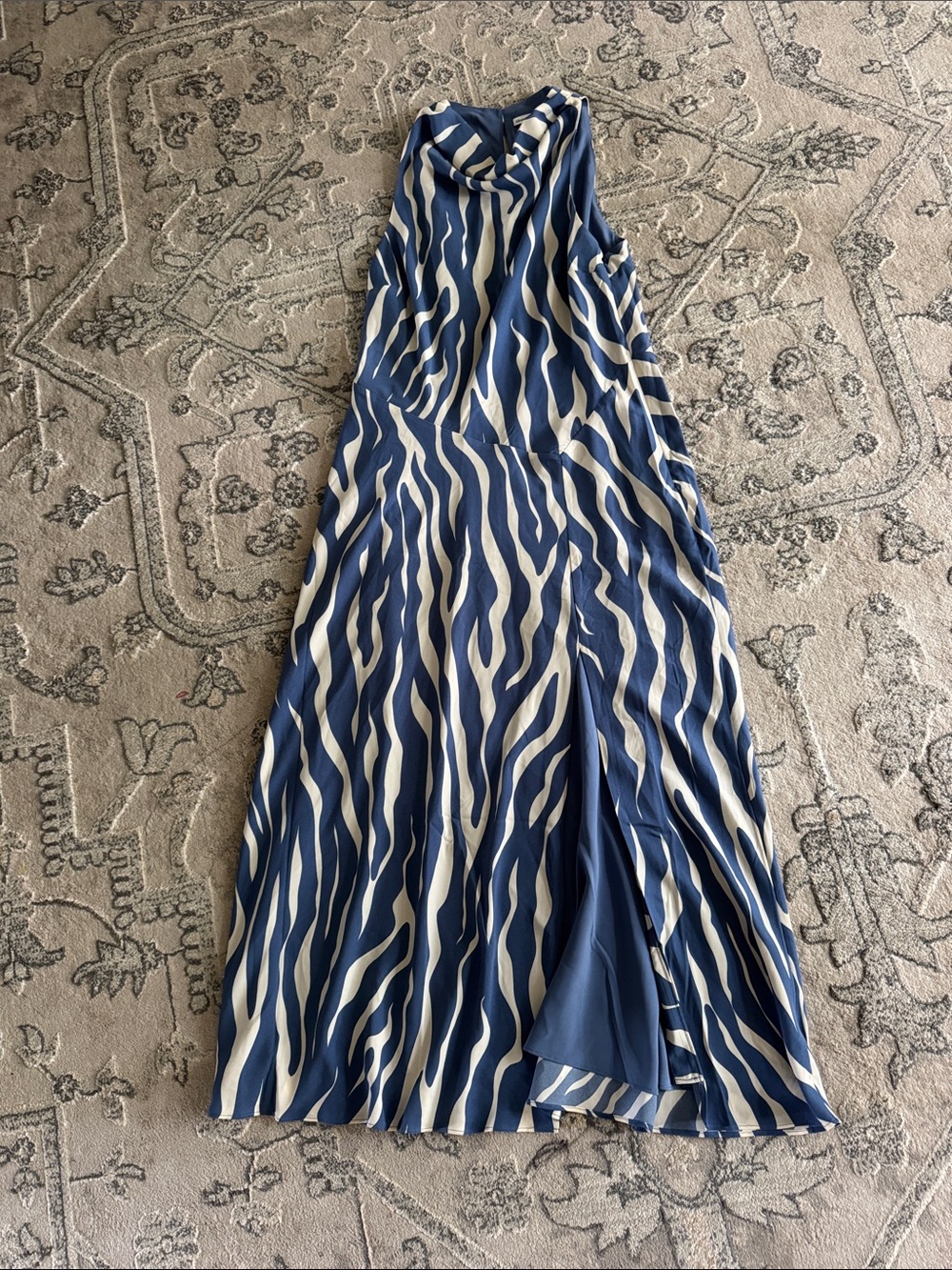 Abercrombie & Fitch Blue and Cream Wave-Print Maxi Dress